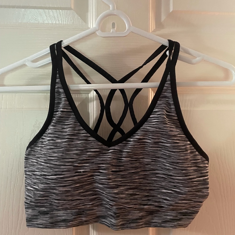 Cute Reebok sports bra.